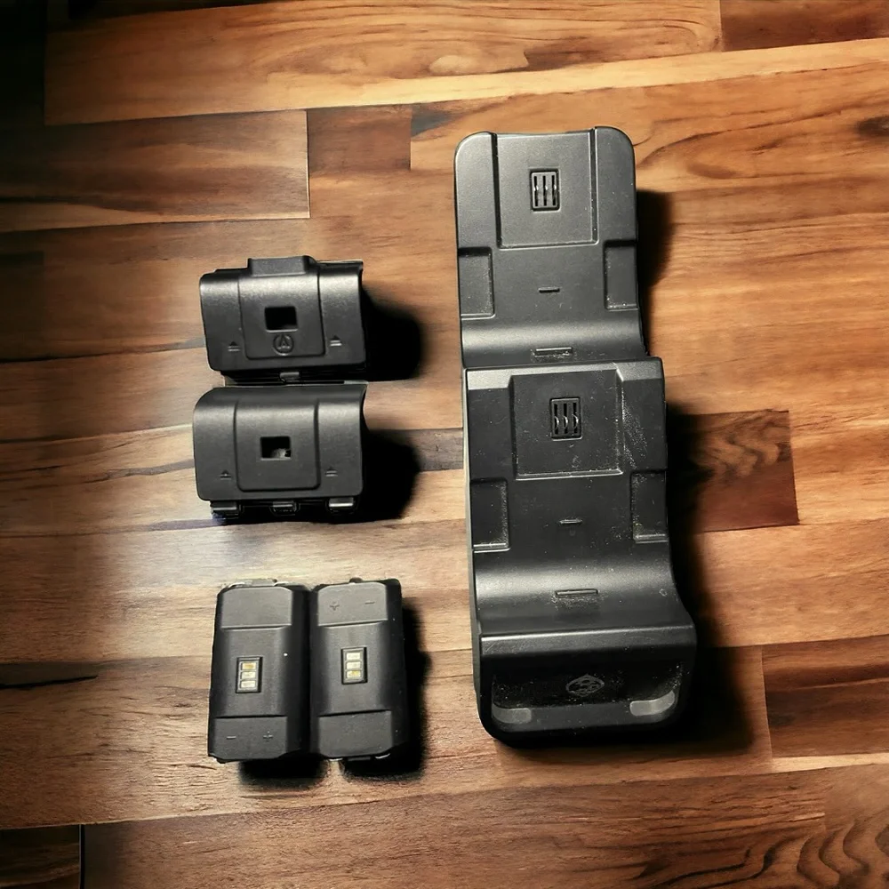 Collective Minds Xbox one Series Dual Charger Batteries Battery Doors